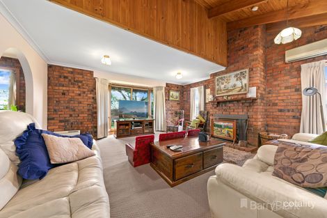 Property photo of 8 Grange Court Koo Wee Rup VIC 3981