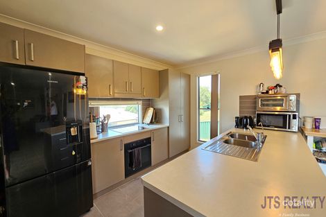 Property photo of 16 John Howe Circuit Muswellbrook NSW 2333