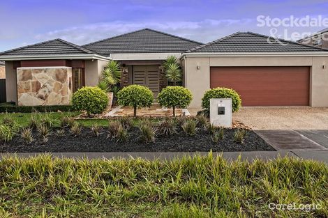 Property photo of 22 Darwin Way Pakenham VIC 3810