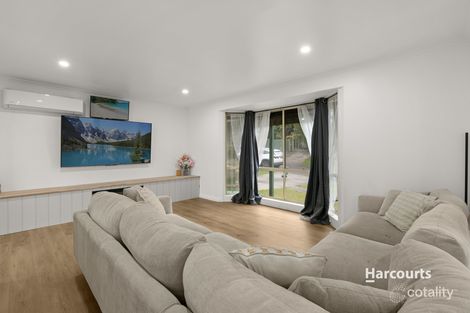 Property photo of 6 Paramount Way Pakenham VIC 3810