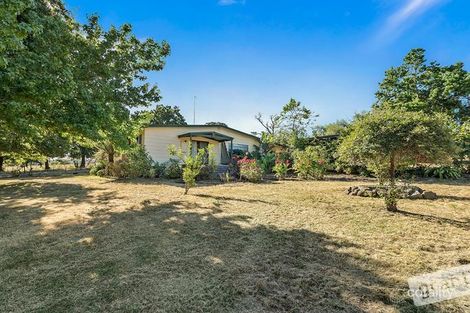 120 Mont Albert Rd, Garfield, VIC 3814