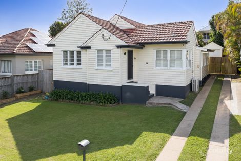 Property photo of 14 Woodrow Drive Coorparoo QLD 4151