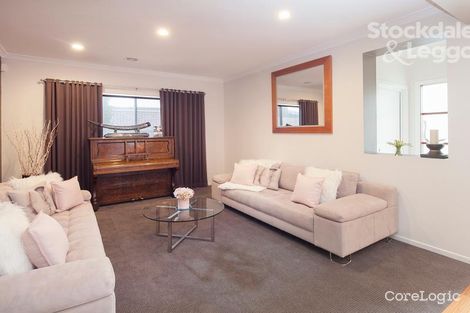 Property photo of 22 Darwin Way Pakenham VIC 3810