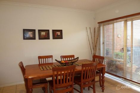 2/3 Farm Rd, Cheltenham, VIC 3192