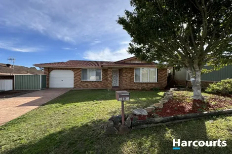 Property photo of 10 Glading Close Lake Haven NSW 2263