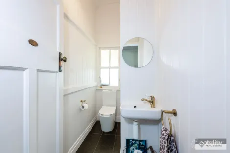 Property photo of 86 Walker Street Walkervale QLD 4670