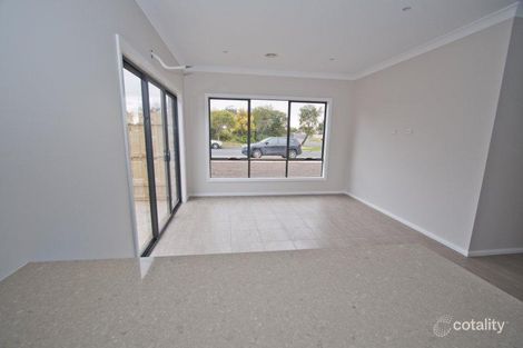 Property photo of 1/62 James Cook Drive Melton West VIC 3337