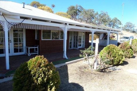 8 Pioneer Pl, Toodyay, WA 6566