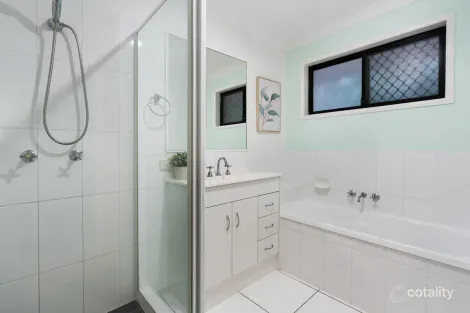 Property photo of 7 Summerhill Drive Morayfield QLD 4506