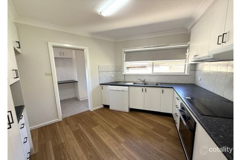 Property photo of 40 Ross Crescent Griffith NSW 2680