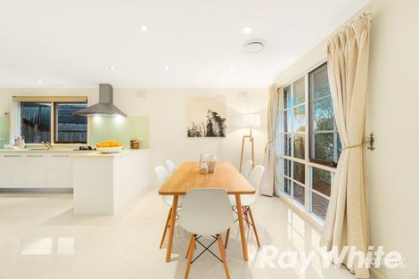 Property photo of 9 Hawksburn Crescent Wantirna South VIC 3152