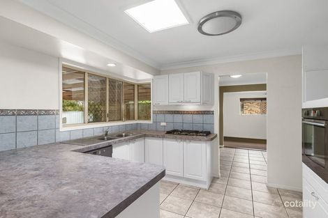 Property photo of 14 Maxwell Place Wynnum West QLD 4178