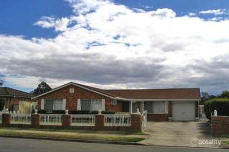 Property photo of 39 Condello Crescent Edensor Park NSW 2176