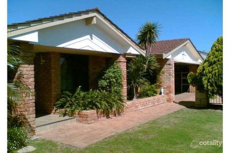 41 Lakevalley Dr, Edgewater, WA 6027