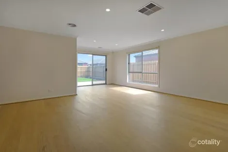 Property photo of 32 Charles Street Wallan VIC 3756