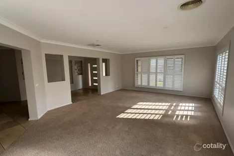 Property photo of 4 Gold Court Young NSW 2594