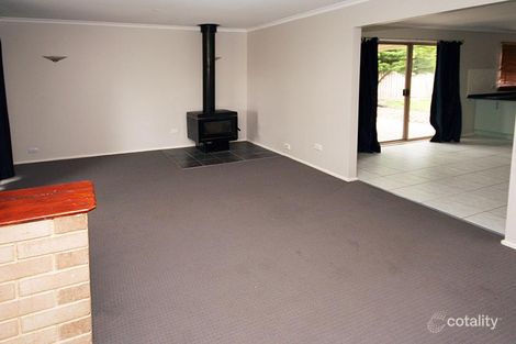 Property photo of 9 Samantha Crescent Cranbourne North VIC 3977