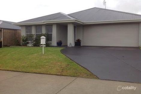 26 Oystercatcher St, Aberglasslyn, NSW 2320