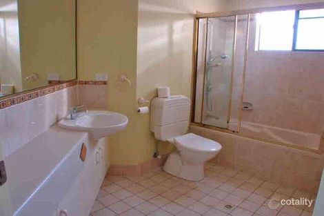 Property photo of 11/81-91 Boykambil Esplanade North Hope Island QLD 4212