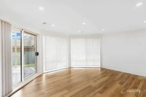 Property photo of 23 Temora Place Karabar NSW 2620