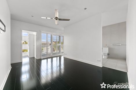 Property photo of 29 The Esplanade Caroline Springs VIC 3023