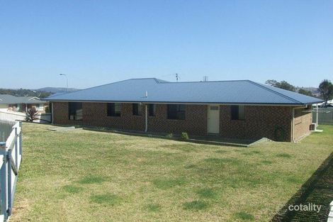 Property photo of 28 Samuel Avenue Crows Nest QLD 4355