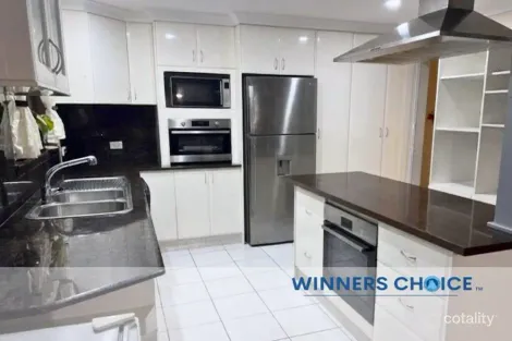 Property photo of 20 Stromlo Place Ruse NSW 2560