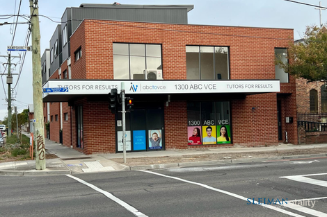 2/77 Hampshire Rd, Sunshine, VIC 3020