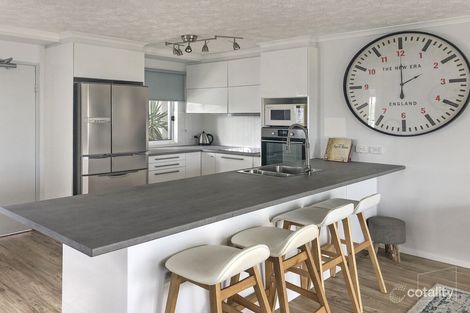 9/8 Esplanade, Golden Beach, QLD 4551