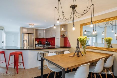 10 Flagstaff Lane, East Perth, WA 6004