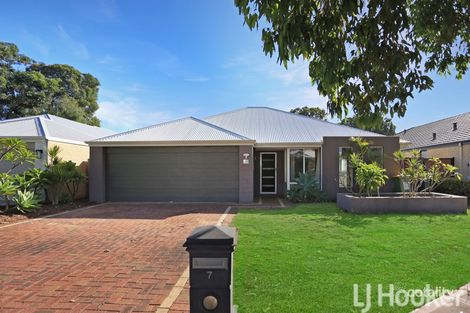 Property photo of 7 Bobtail Bend Wannanup WA 6210
