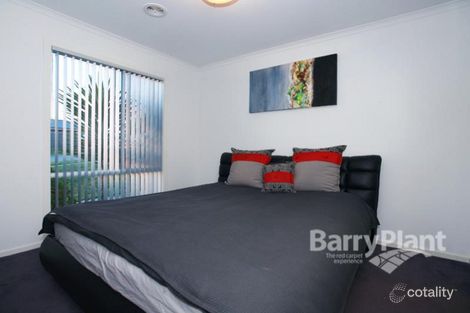 Property photo of 6 Ivory Drive Pakenham VIC 3810