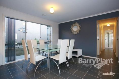 Property photo of 6 Ivory Drive Pakenham VIC 3810