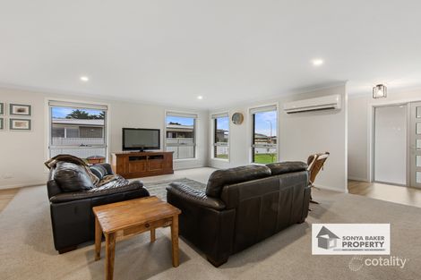 Property photo of 3 Sandy Crescent Wynyard TAS 7325