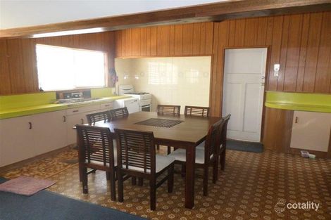 Property photo of 32 Pine Street Miles QLD 4415