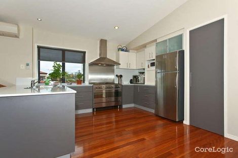 Property photo of 1/22 Nundah Avenue Miami QLD 4220