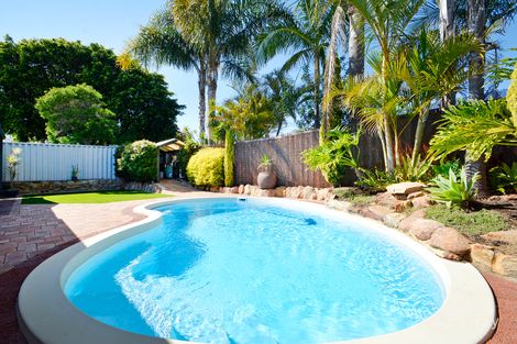 Property photo of 19 Arrowsmith Rise Marangaroo WA 6064