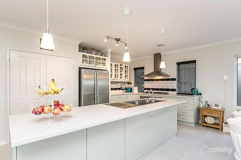 Property photo of 53 Panzano Circuit Woodvale WA 6026