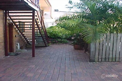 Property photo of 20 Rosina Street Kangaroo Point QLD 4169