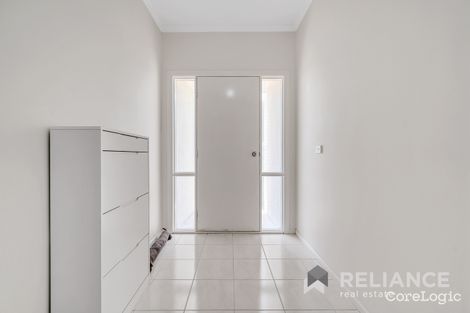 Property photo of 1 Saffron Place Point Cook VIC 3030