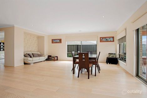 Property photo of 10 Clandon Way Derrimut VIC 3026