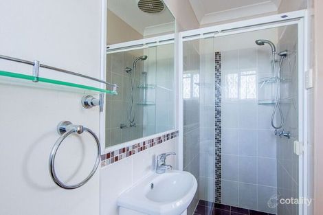 Property photo of 39 Sunshine Crescent Brassall QLD 4305