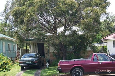 35 Wharf St, Shorncliffe, QLD 4017