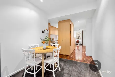 Property photo of 204/172 William Street Melbourne VIC 3000