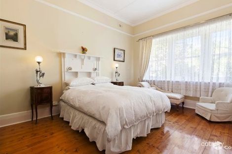 Property photo of 50 Outer Crescent Brighton VIC 3186