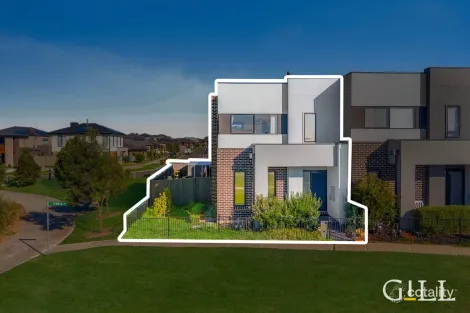 17 Vendeen Walk, Clyde North, VIC 3978