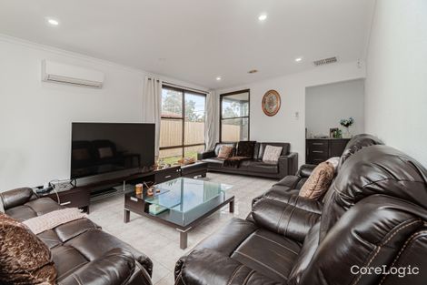 Property photo of 18 Woodburn Crescent Meadow Heights VIC 3048