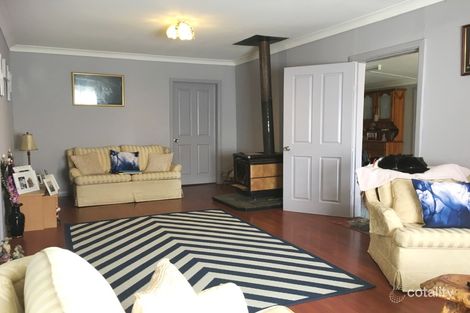 Property photo of 2 Queen Street Wallendbeen NSW 2588