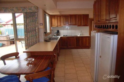 Property photo of 16 Possum Place South Morang VIC 3752