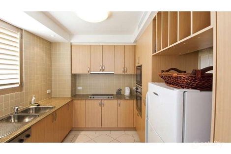 Property photo of 6/1 Cable Street Main Beach QLD 4217